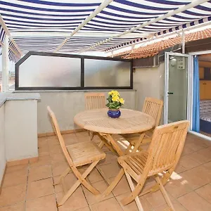 https://residenza-adelaide.hotelitalianriviera.com