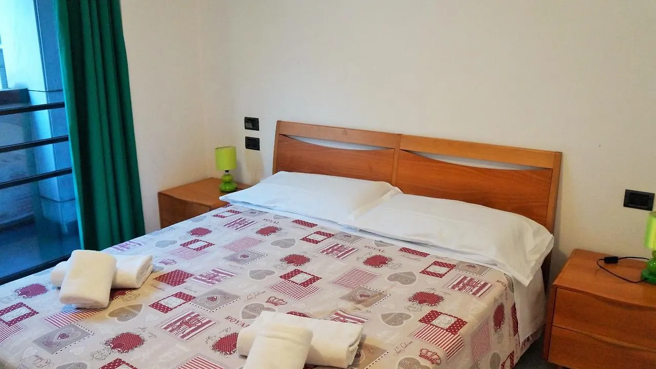 Mela Verde Apartments Bergamo Italia